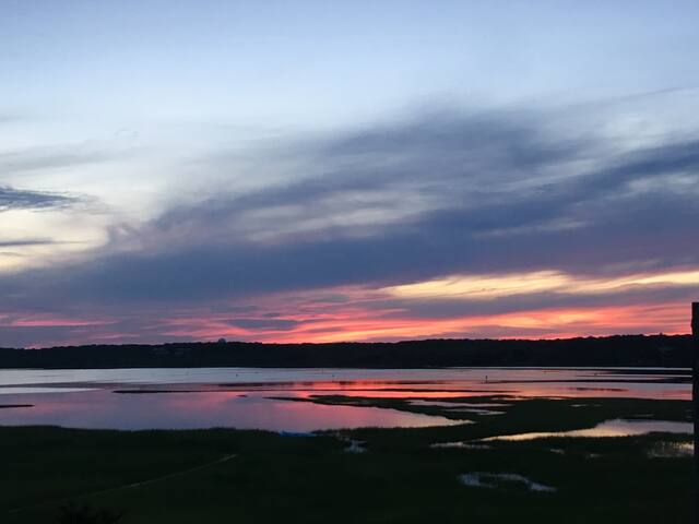 Waterfront beach house gallery image 2