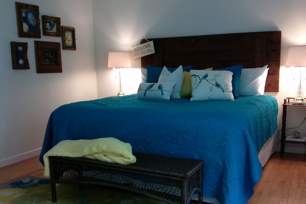 Master Bedroom w/ king