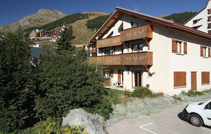Chalet Montagnard | Jacuzzi Privé + Wi-fi Gratuit - Les Deux Alpes