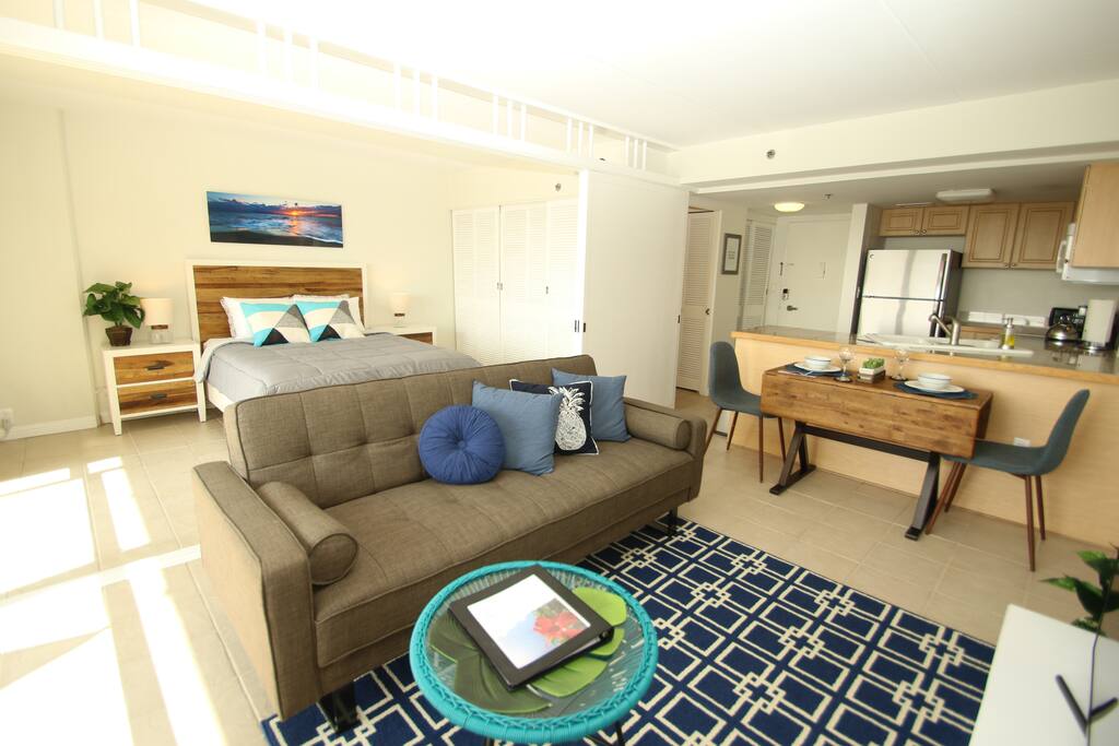 Newly Partially Renovated Clean Bright Unit with Great Ocean & Yacht Harbor View at Ilikai Apt. Bldg/Ilikai Hotel.