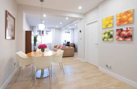 Apartment near the Town Hall with free parking