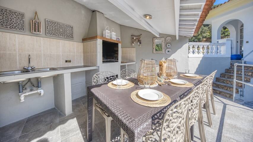 ♥ CostaCabana – Villa Rosa ♥ Walking distance sea! gallery image 3