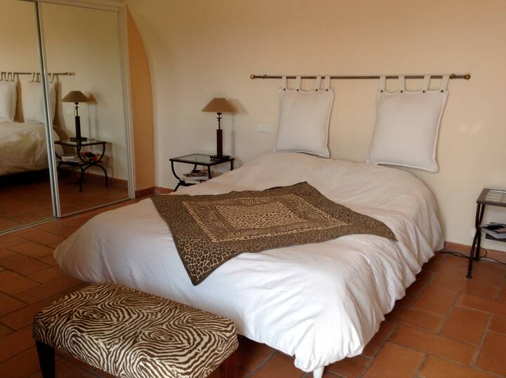 спална соба 1