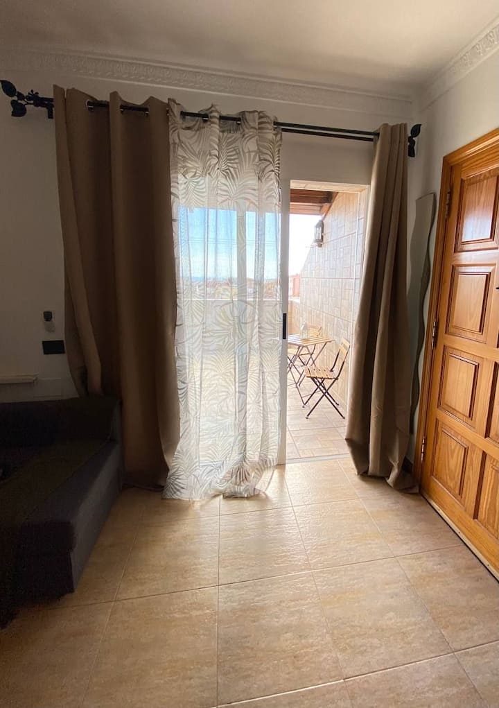 Mingo Y Lola,  Wi-fi, Terraza Y Plaza De Garaje Incluido. - Gran Canaria