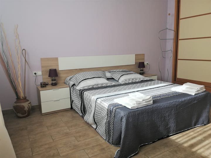 Chumba cha kulala cha kiwango cha juu kilicho na bafu