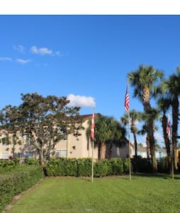 The amazing  Resort of Mango Keys a stunning oasis