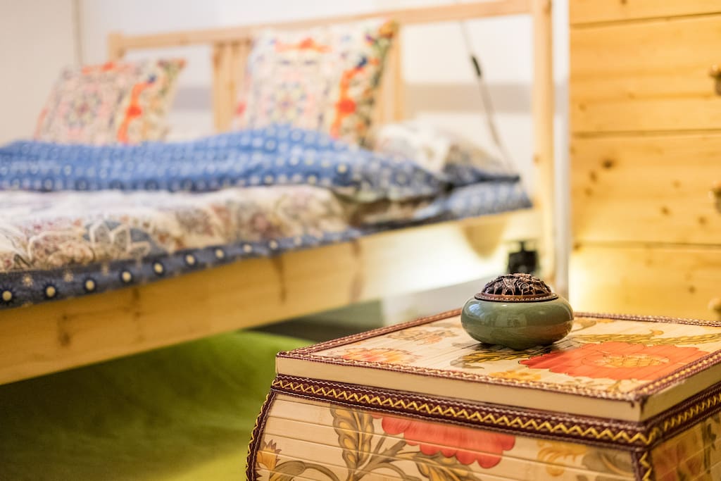 Guest bedroom