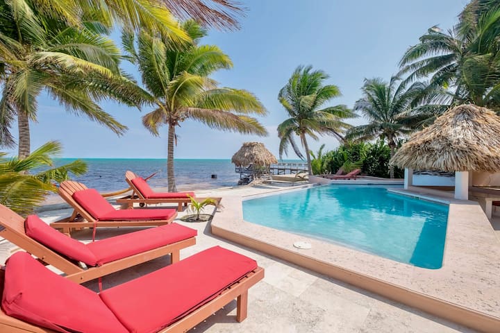 8BR on beach: private pool, views! gallery image 2