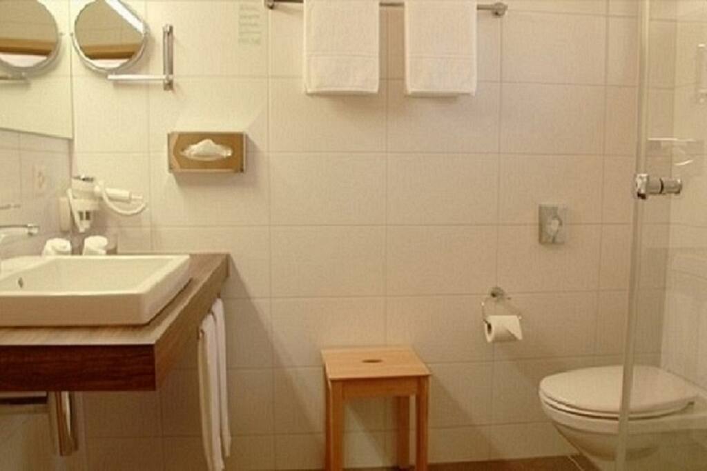 Grosszügige komfortable Badezimmer