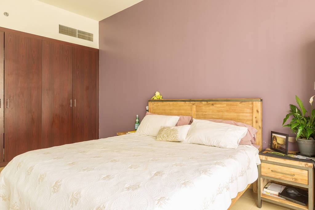 Bed and wardrobe space
