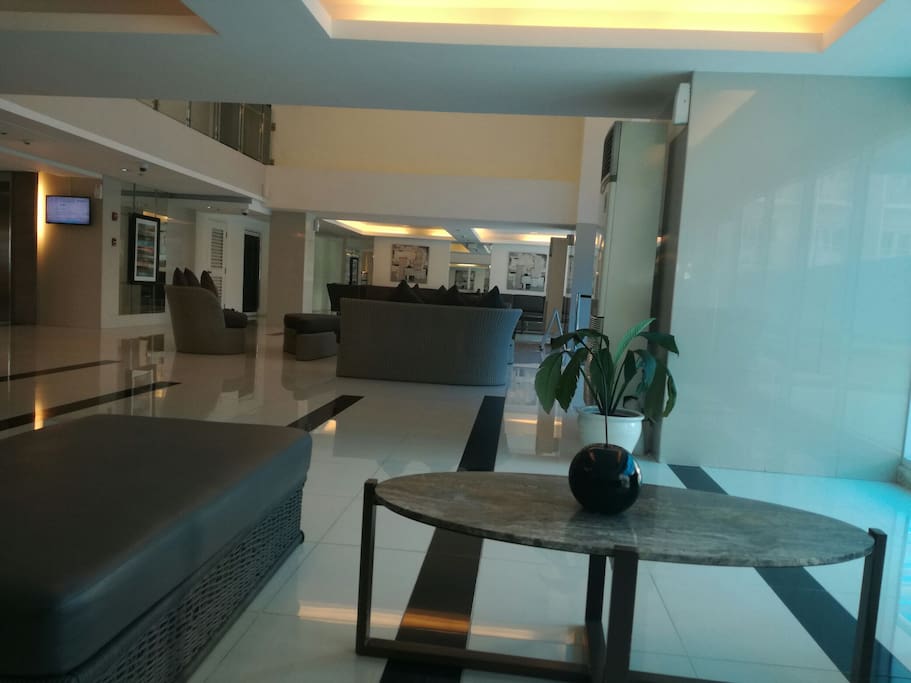 6floor lobby