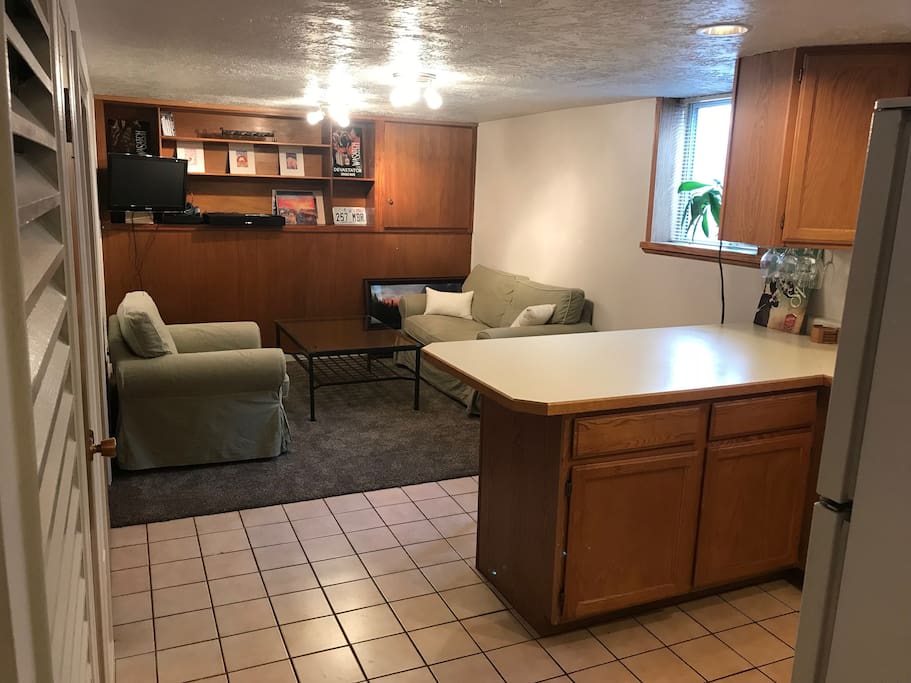 Kitchen/Common area