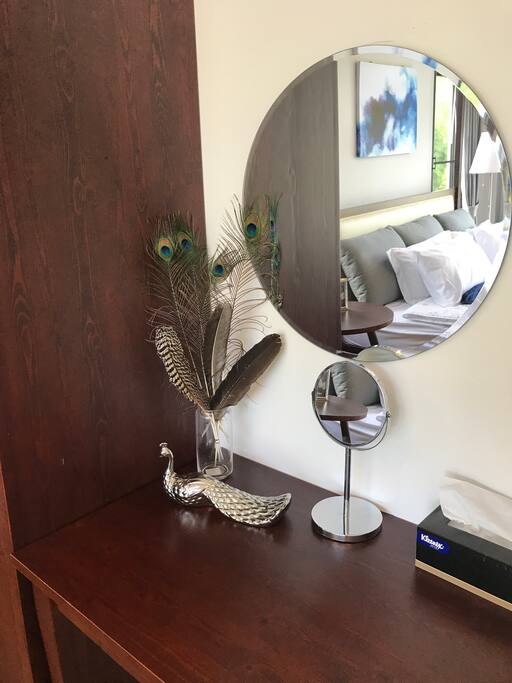 Wardrobe and dressing zone