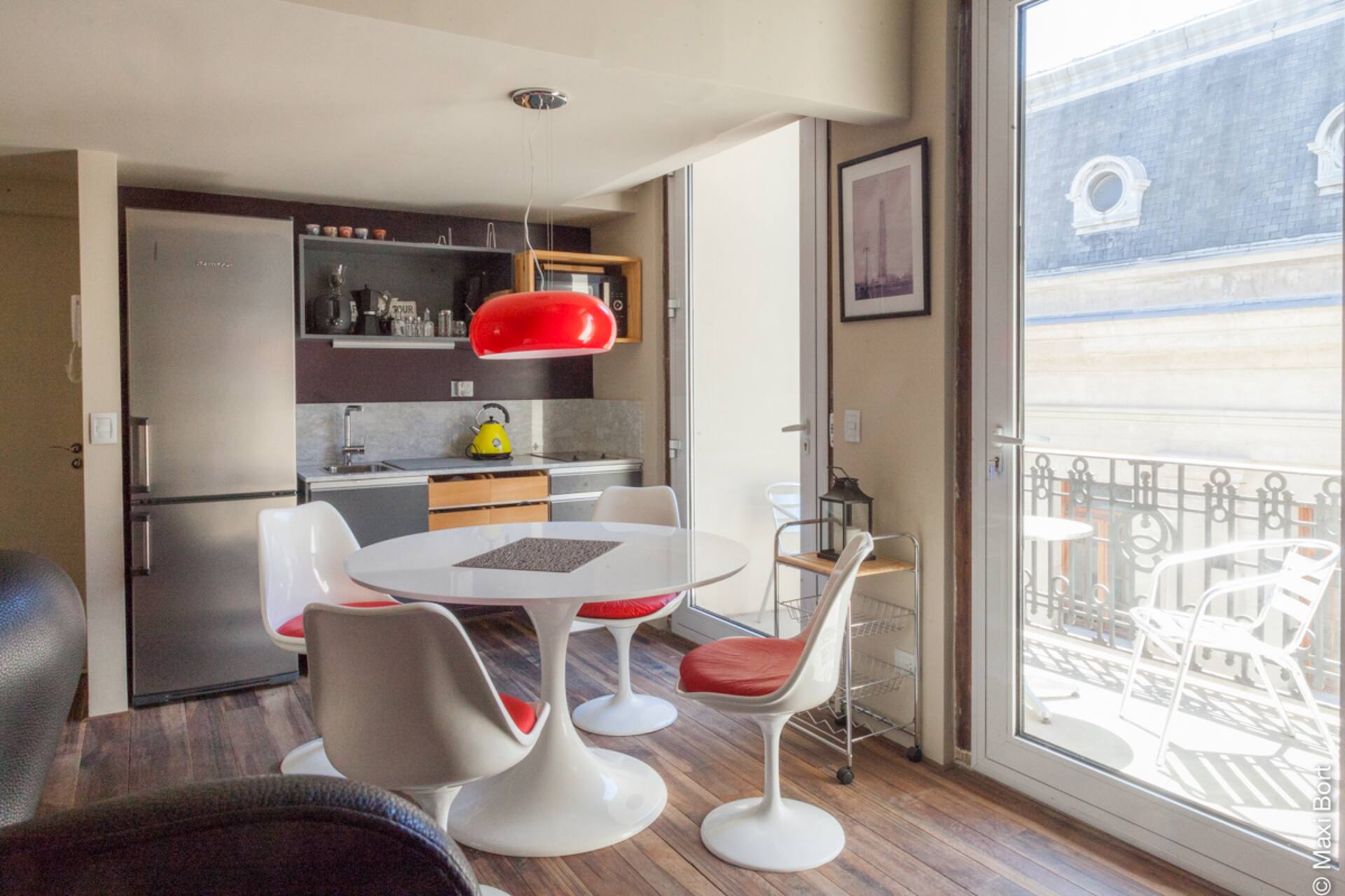 Apartamento de 2 ambientes em Monserrat, com varanda e vista no Palacio Raggio