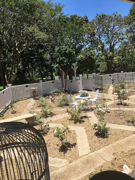 Formal Historic Rose Garden full excavated and re-fenced to its former glory. Tooraloo Farm is once again the showplace of the Myocum valley farming community...