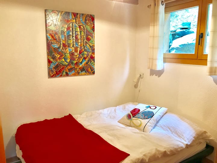 Dormitorio queen en la planta baja
