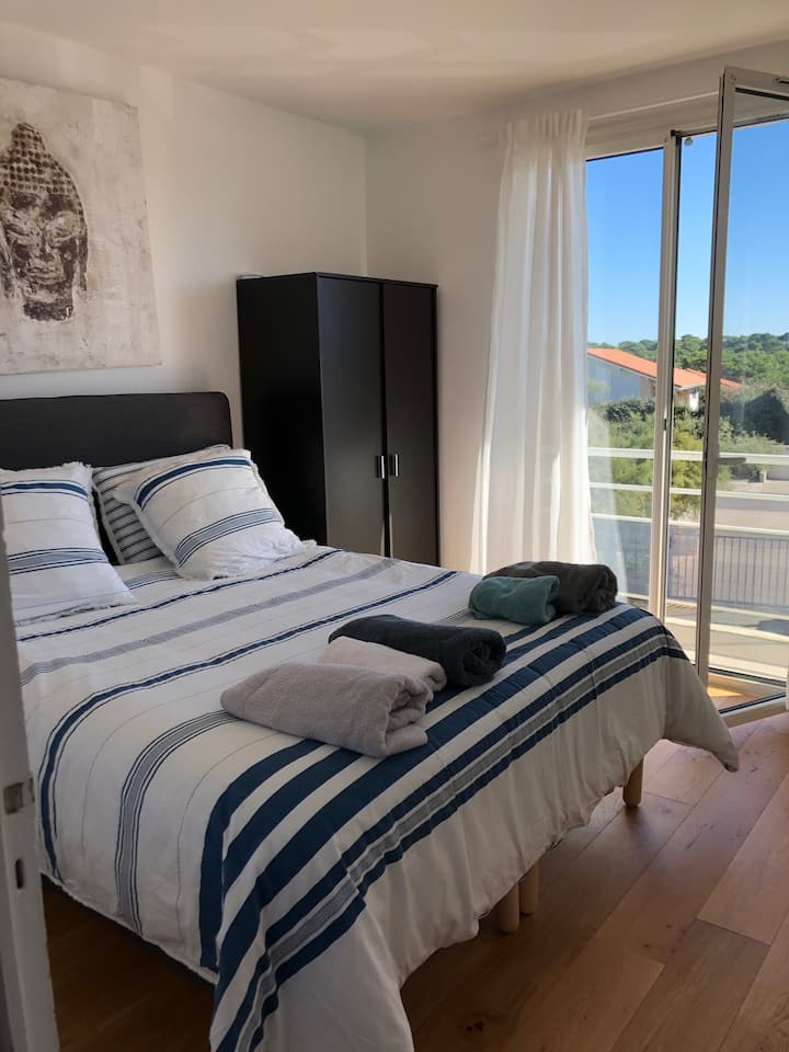 غرفة النوم 2