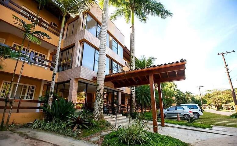 Flat na Riviera de São Lourenço