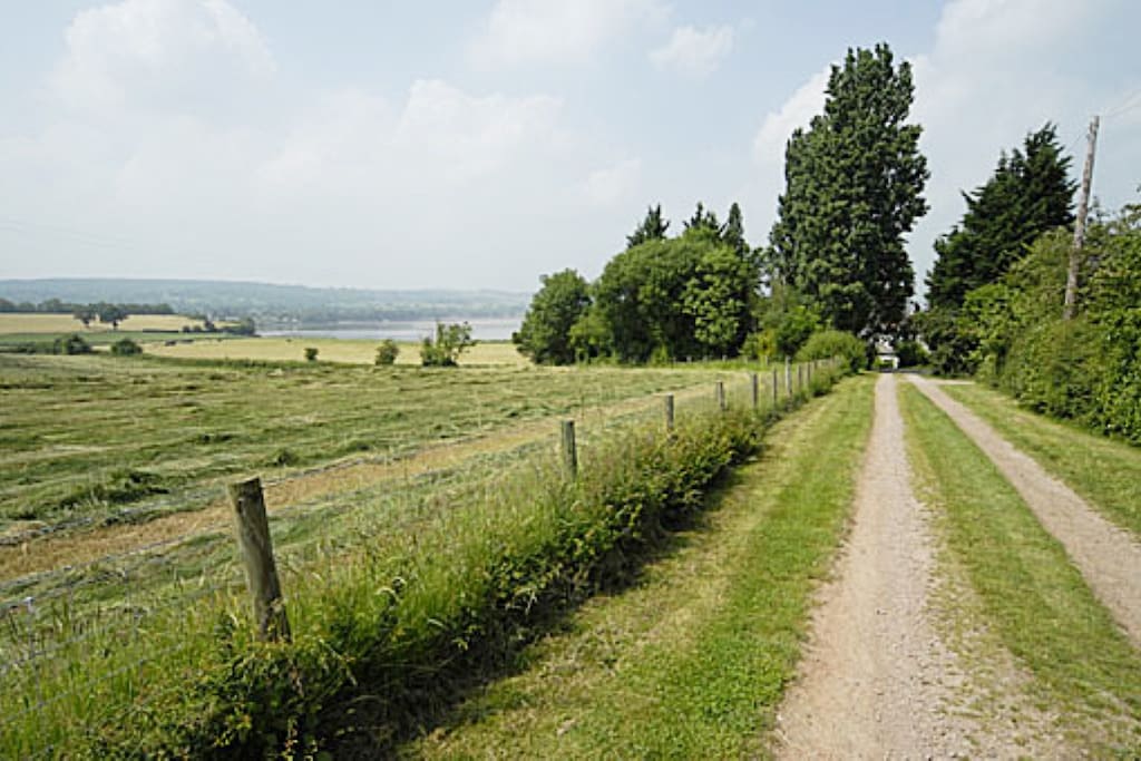 The drive with the River Severn beyond