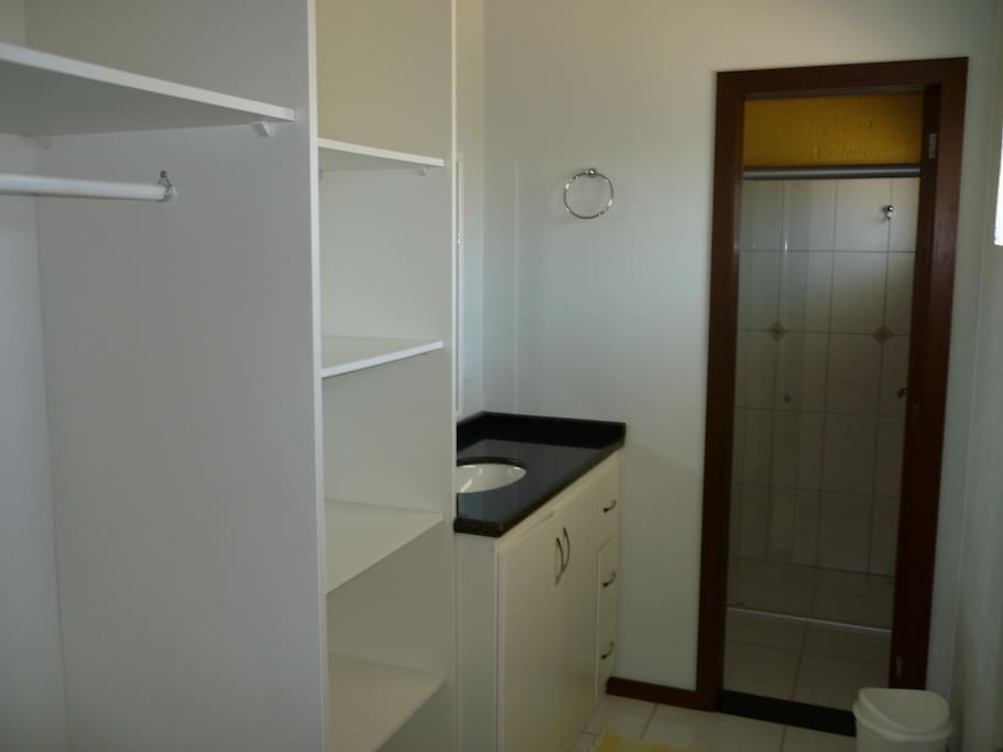 Closet Suite