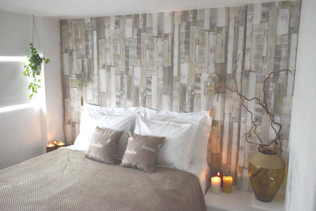 the name of mattress is ''stress free''...guess why..