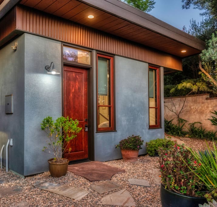 The Lair House Bungalows For Rent In Encinitas