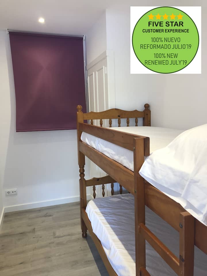 Chumba cha 3: Chumba cha watu wawili kilicho na vitanda vya ghorofa kwa ajili ya watoto (vitanda 80) 