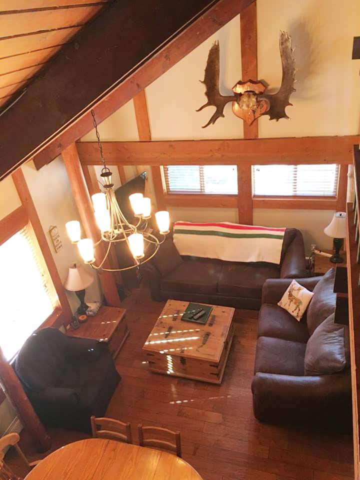 Big White Mt Private Cabin, 2 Suites, Gr8 Location - Big White Ski Resort, BC