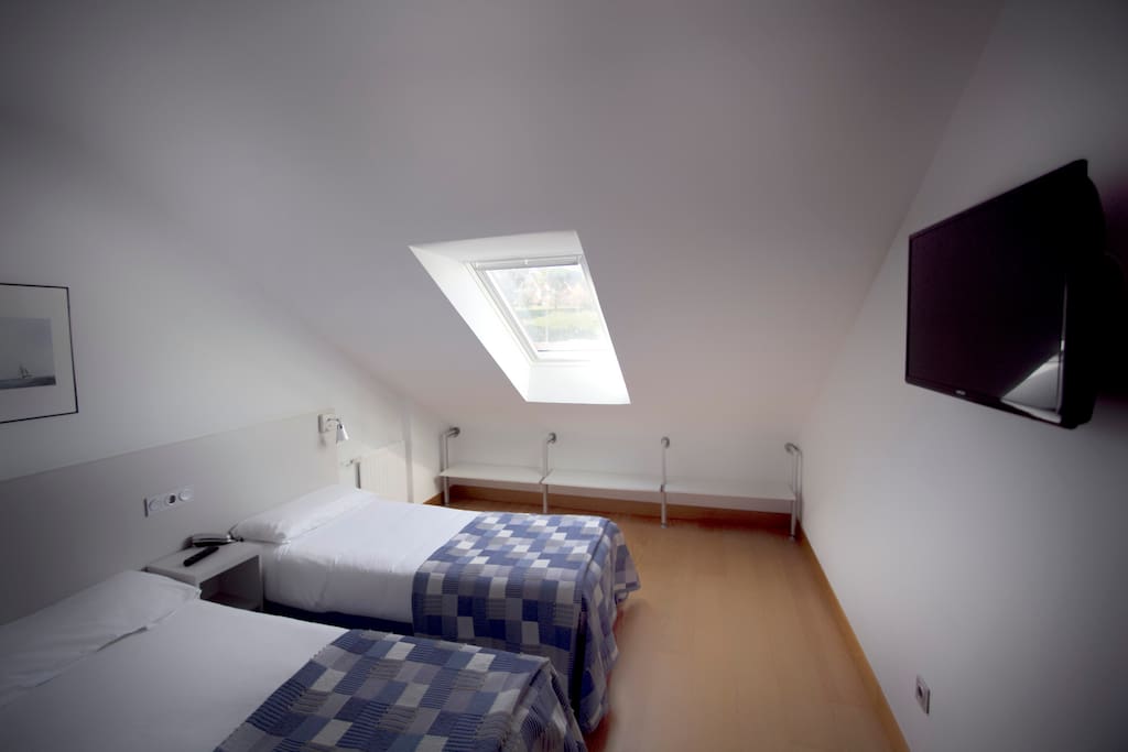 Habitación con dos camas