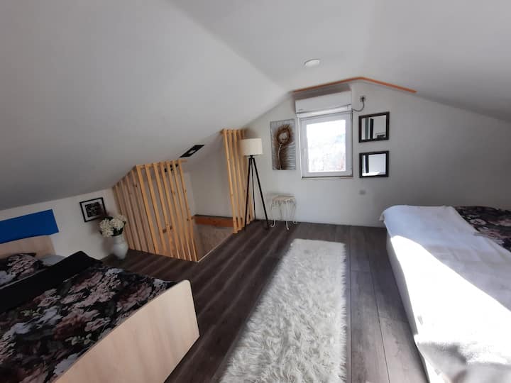 საძინებელი 1