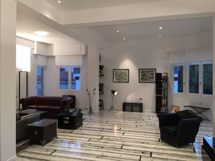 Main loft space with Richard Woods floors.