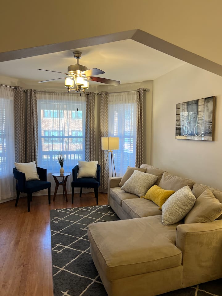 Inner-city Experience, Next Stop! - Oak Park, IL