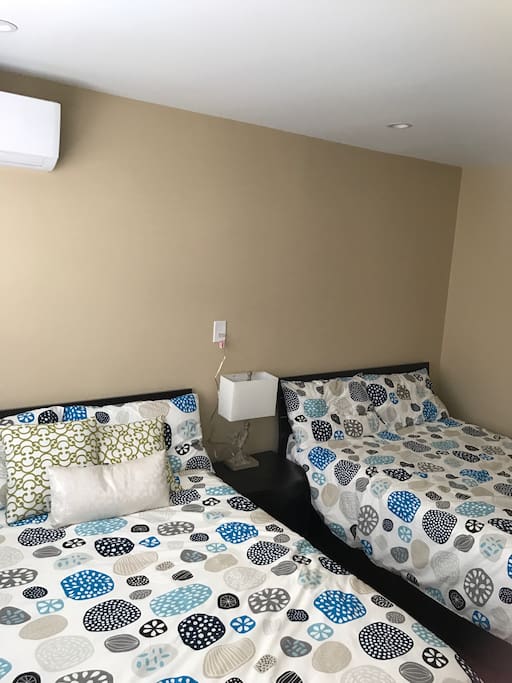 2 Full Bed