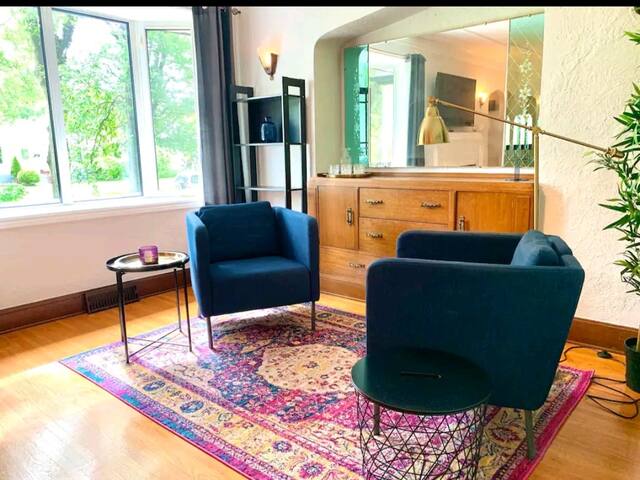 River Heights Charmer. gallery image 4