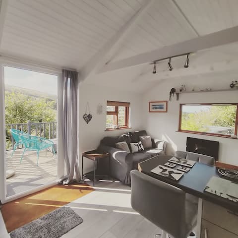 Popular Airbnb listing: ‘Weez House’ with Hot Tub in Georgeham