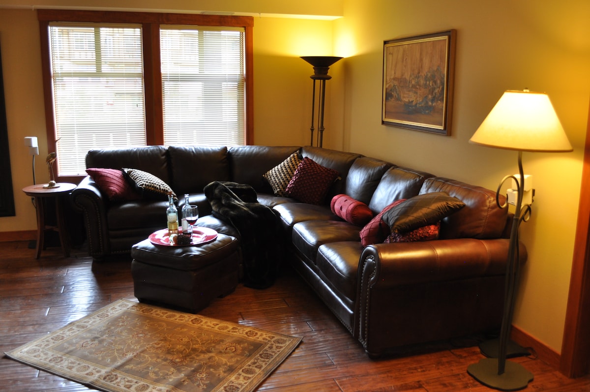 Ambient i madh në dhomën e ndenjjes