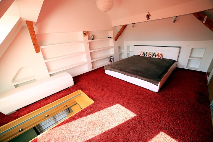 غرفة النوم 1