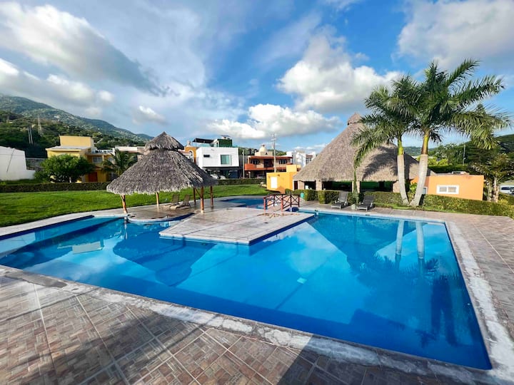 House Real del Country close Beach and Golf Course Houses for Rent in Manzanillo, Colima