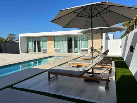 Modern & minimalist guesthouse, SoleBianco