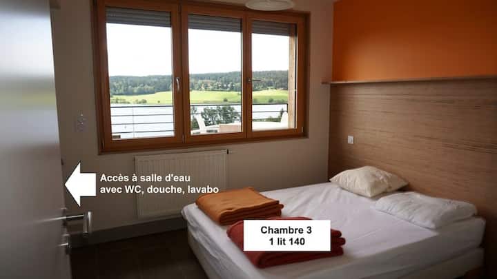 CH 3  R+1  cama 140  con ducha completa