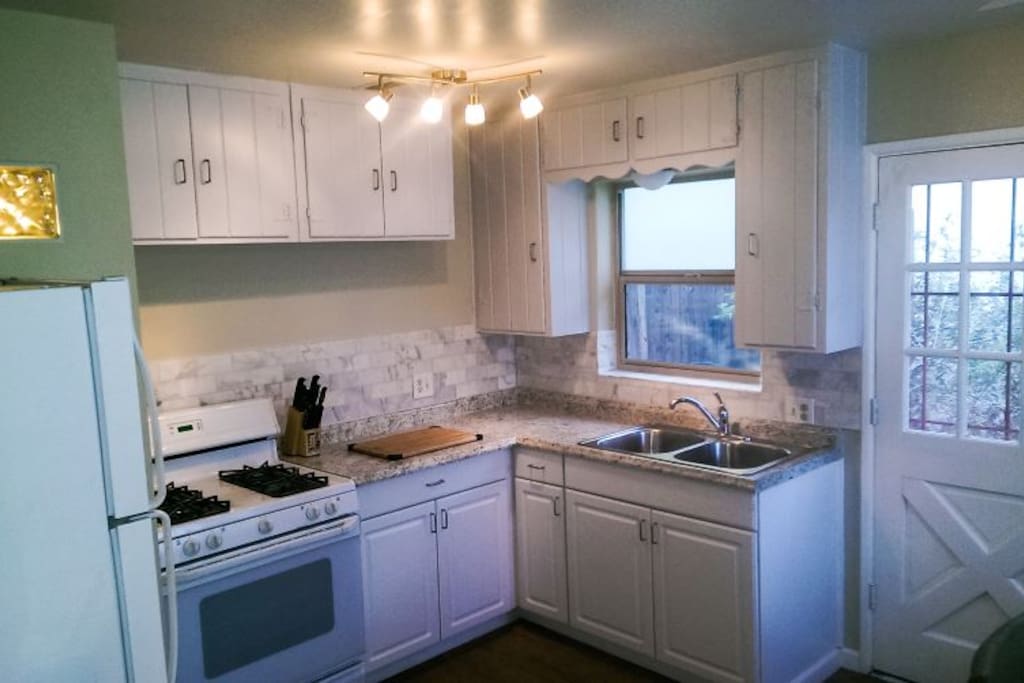 Fully appointed kitchen & dining area.