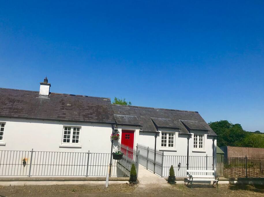 Lottie's Loft outside. Lots of parking available.