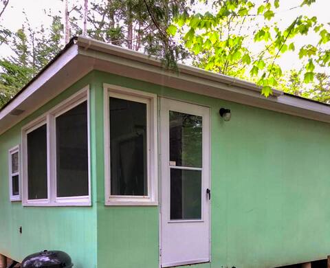 Forest & Lake PEI Cottages: Cuddle Doon