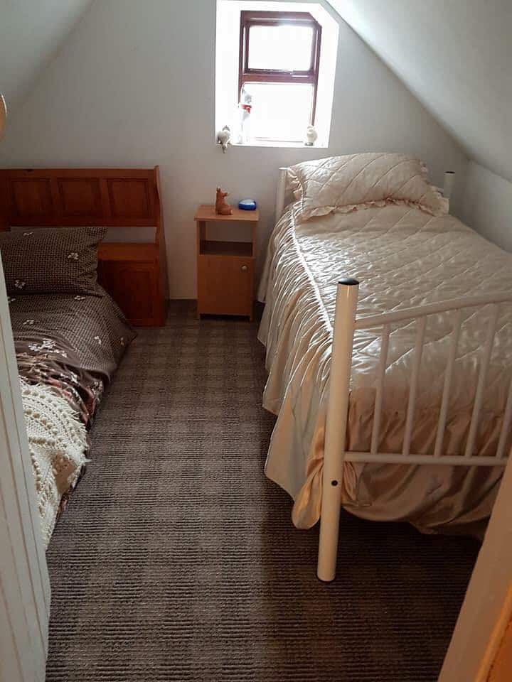 Attic room, great room for teenagers!