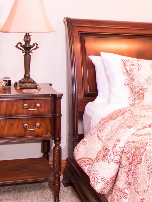Feel yourself relax as you breathe in the calm, tranquil surroundings of this warm and romantic space.