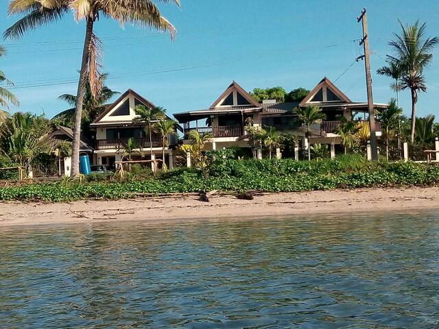 FIJI Coral Coast Private Ensuite on the Beach
