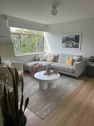 Heart of Richmond Unit