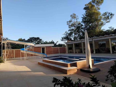 BEAUTIFUL FARM NEXT TO THE MANTIQUEIRA MOUNTAIN RANGE