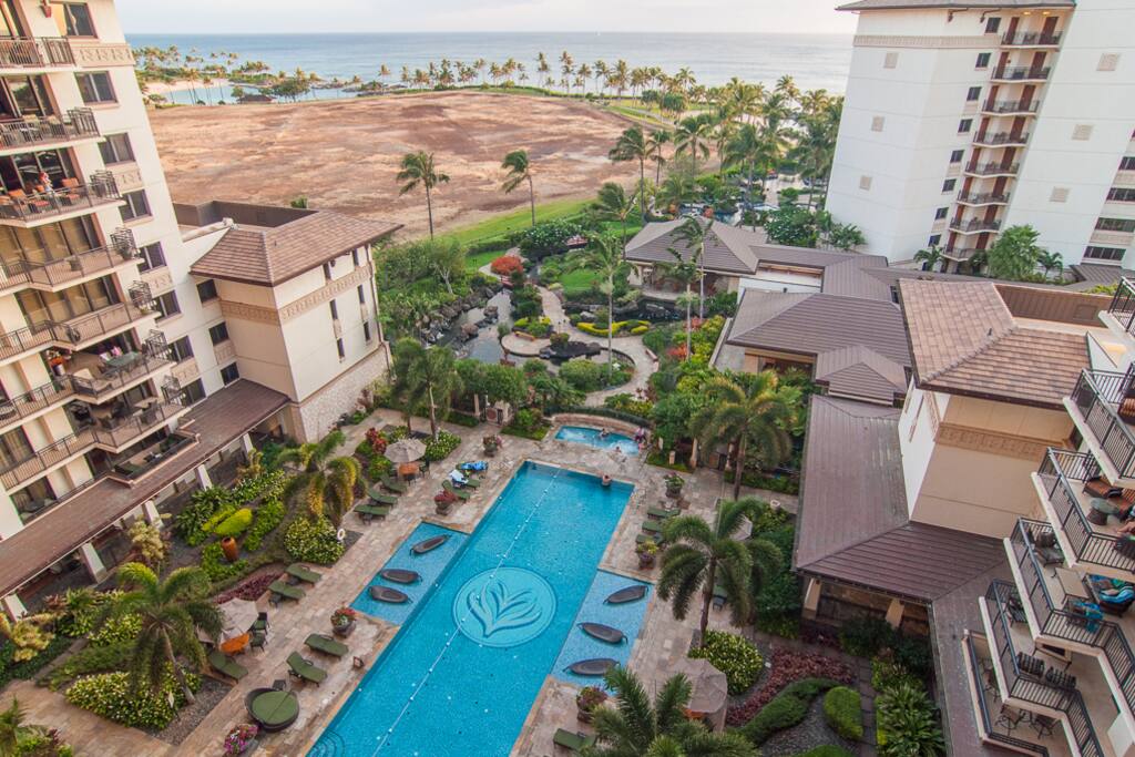 Direct View of the Ocean from the Lanai