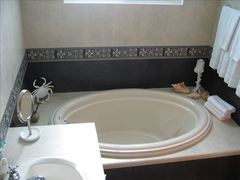 Master Bathroom, with Garden Tub.